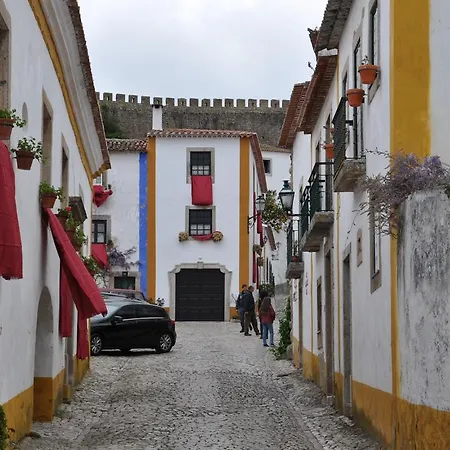Ferienhaus Casa Com Jardim Dentro Da Muralha De Óbidos